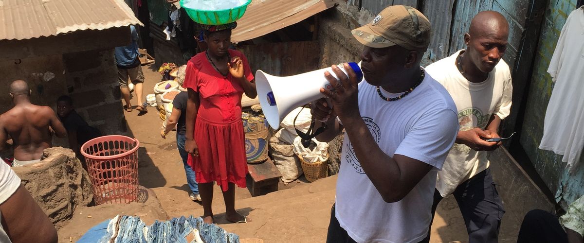 UNMEER assists a densely populated Freetown community to fend off Ebola